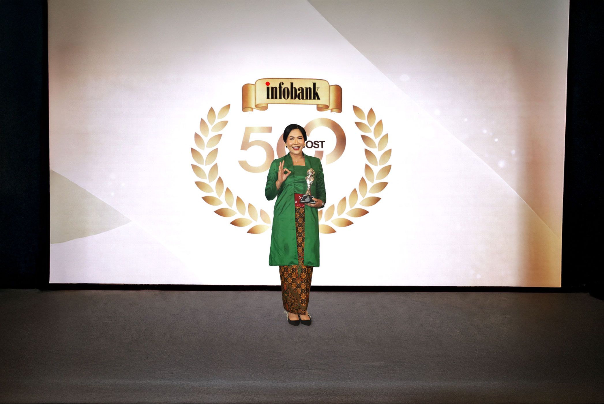 CEO Yokke Sylvia Novieta Meraih Penghargaan 500 Most Outstanding Woman 2026